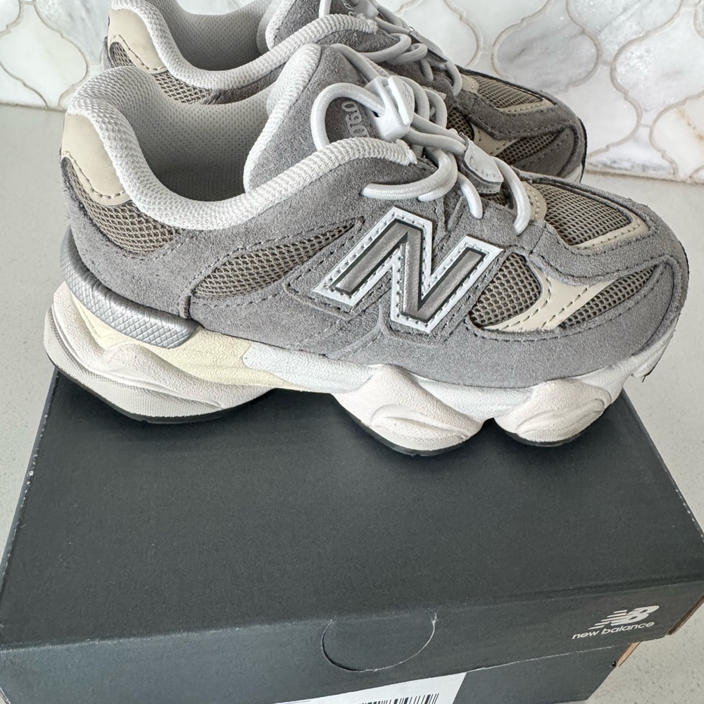 New Balance Gray and Beige Sneakers